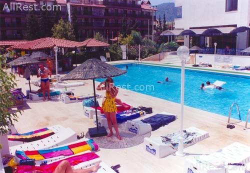 Blue Rainbow Hotel 2